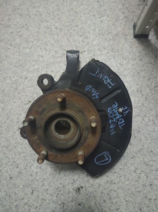 Цапфа, ступица Tribute, Escape