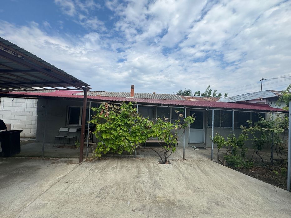 Vand CASA si TEREN , Gârbovi, Ialomita – 100 MP + TEREN 1.000 MP