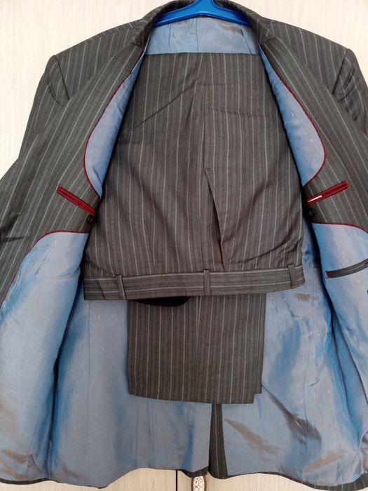 Костюм 52 размер