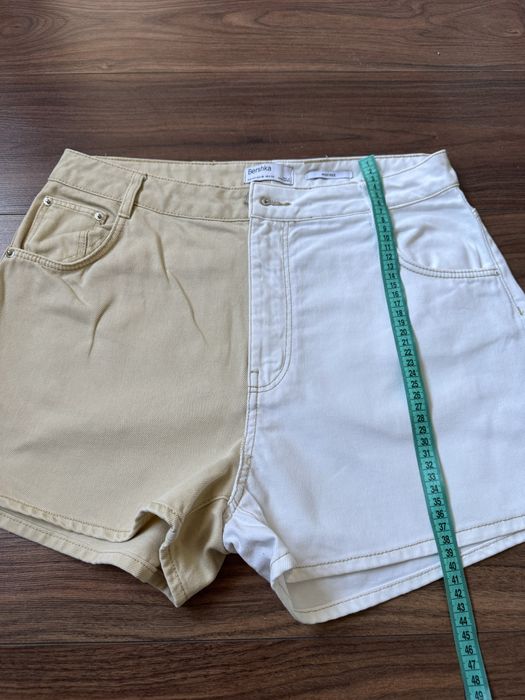 Pantaloni scurti 42 Bershka