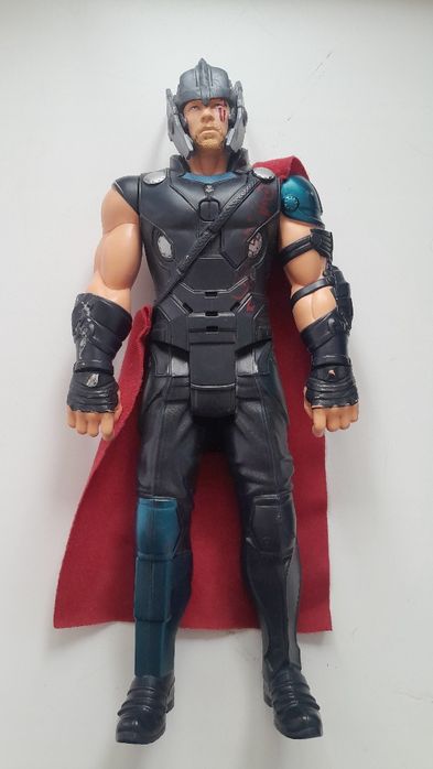 Продам фигурку Тора (Marvel,Марвел)