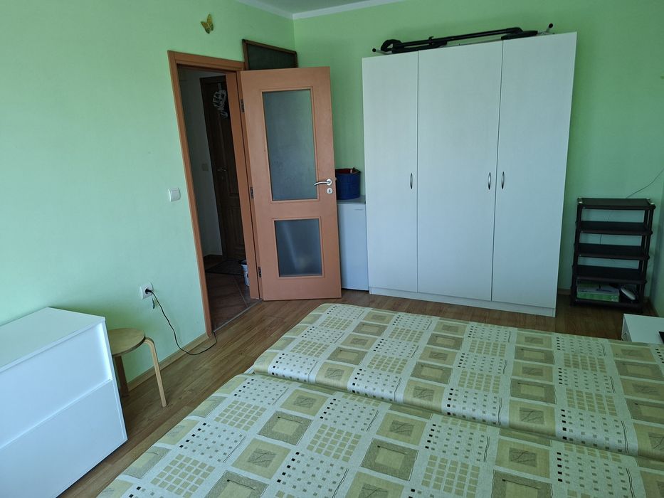 Две Легла тип сандвич