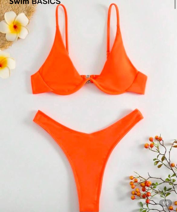 Бански от две части