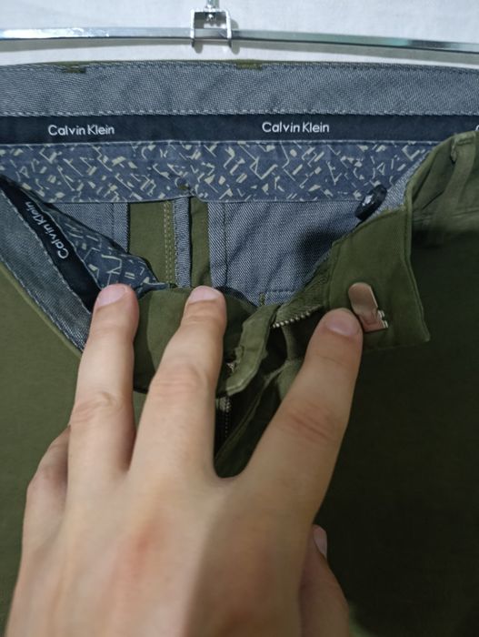 Chino Calvin Klein ,mărimea 46