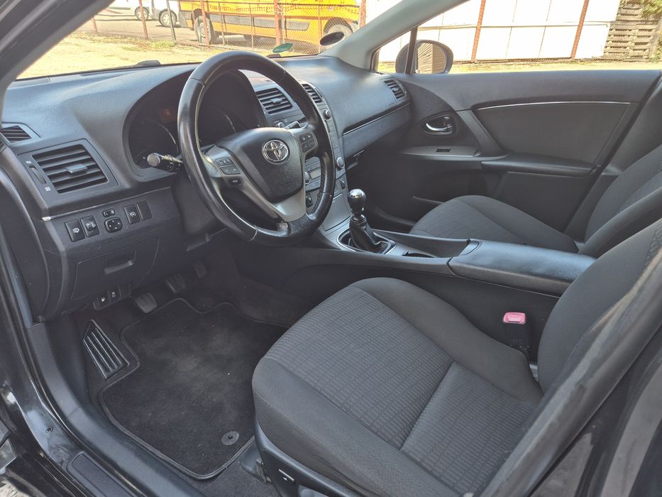 Toyota Avensis 2009 2.0 D-4D  Dual Climatronic