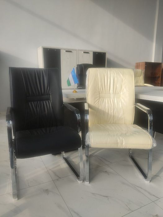 Офисное кресло Vortex Visitor