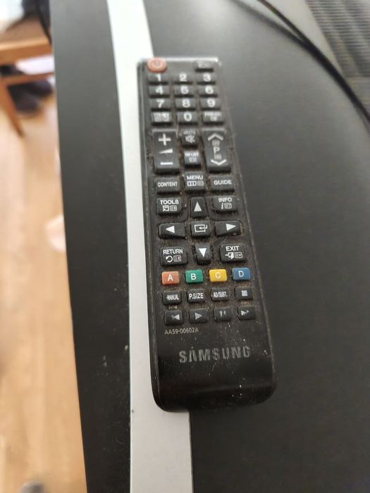 Samsung ЭЛТ телевизор