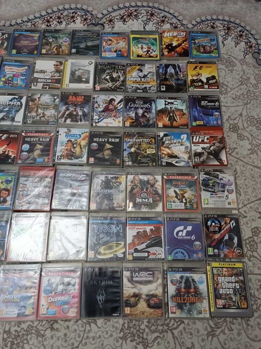 Ps3 ga o'yin disqlar sotiladi