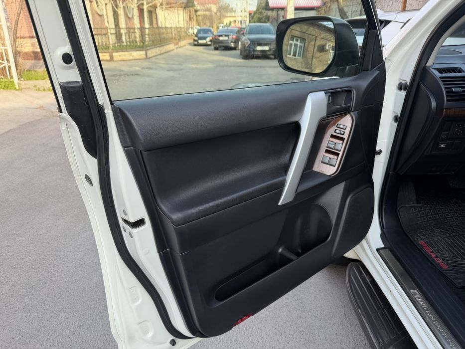 Toyota Land Cruiser Prado 150