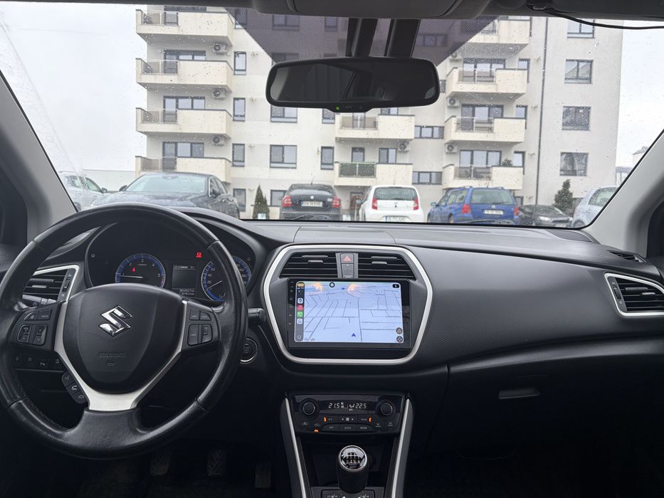 Vand Suzuki S Cross   4x4