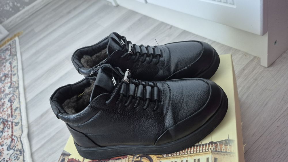 Продам обувь мальчиковый