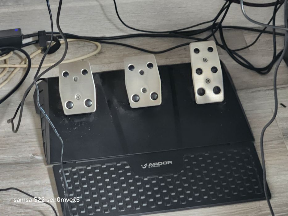 Ardor Gaming silverstone