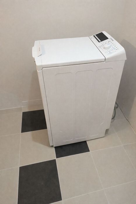 Masina de spalat indesit aproape noua