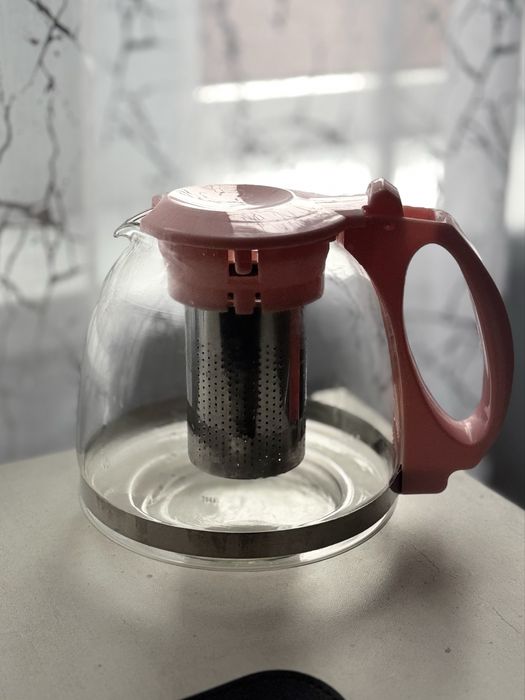 Заварник, чайник в идеальном состоянии