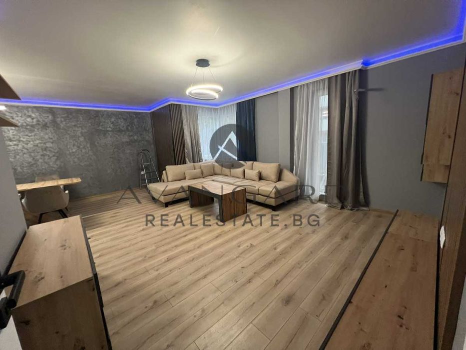 Продава се Тристаен апартамент в Пловдив, Кючук Париж - 115 кв.м за 1774 €/кв.м - Снимка #4