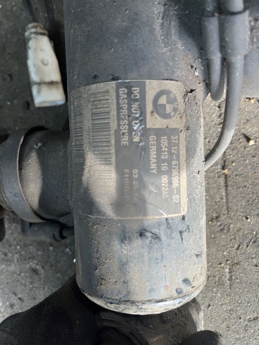 Задни едц амортисьори бмв 5 ф11 ( zadni amortisiori bmw f11 )