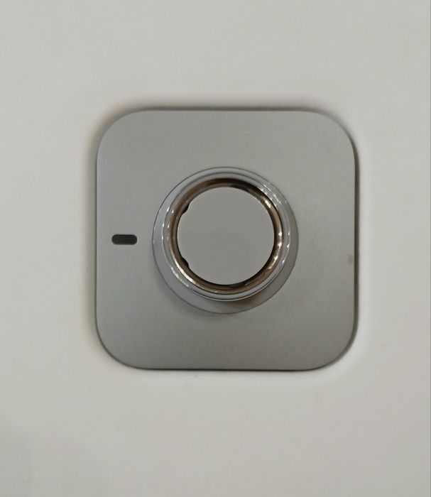 Oura Ring 4 (size 8)