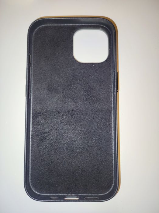 Калъф черен Кожа Baseus Impact Resistant за iPhone 15