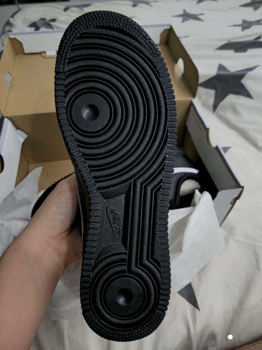 Nike Air Force 1 '07 marime 42.50