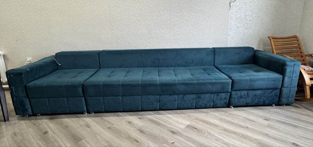 Продам диван срочно