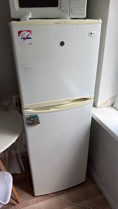 Холодильник продам