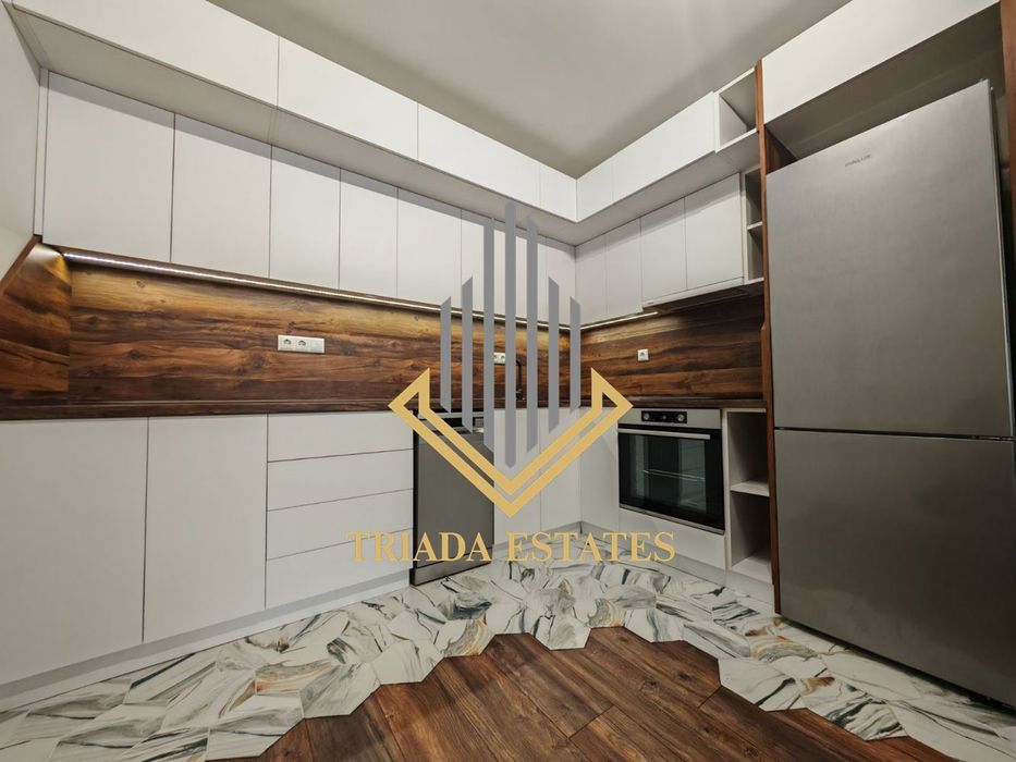 Модерен двустаен апартамент под наем в центъра на Бургас. Сграда Инфи