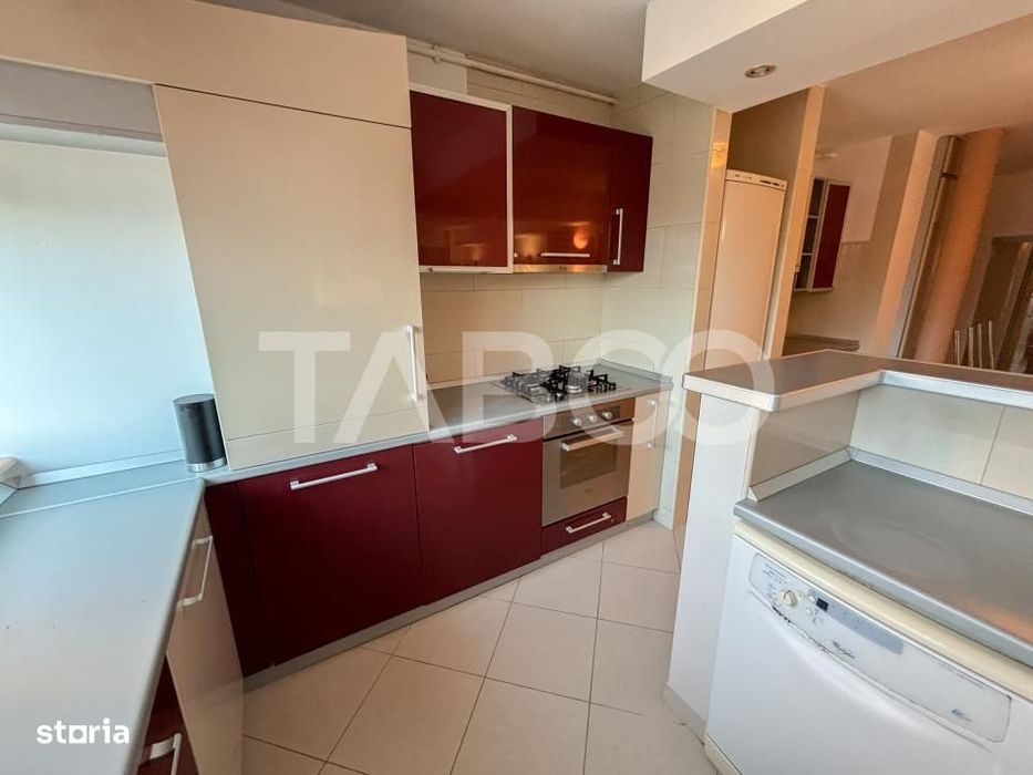 Apartament 4 camere de inchiriat in Piata Cipariu Centru