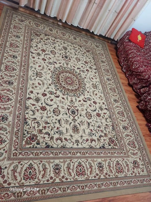 Срочно продам Ковёр для гостиной