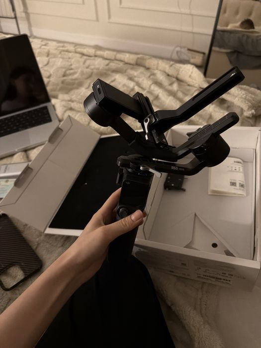 Продам стабилизатор DJI RS 3 Mini