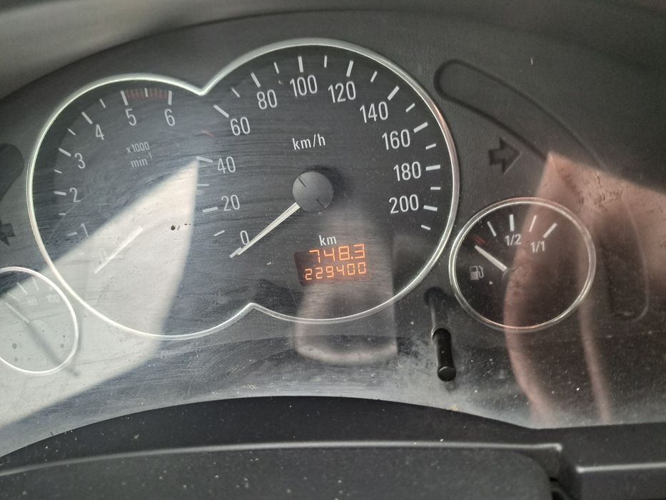 Vând Opel meriva 1.7 cdti