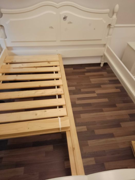 montare pantofar pat dulap etajera vitrina biblioteca comoda tv birou