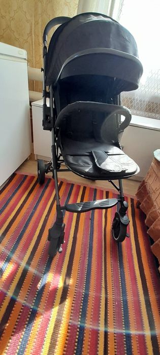 Срочно продам детскую коляску