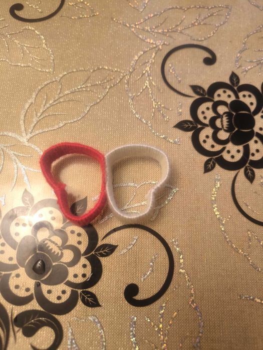 Ръчно направени мартеници