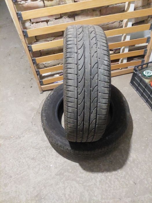 215/60R17 Bridgestone