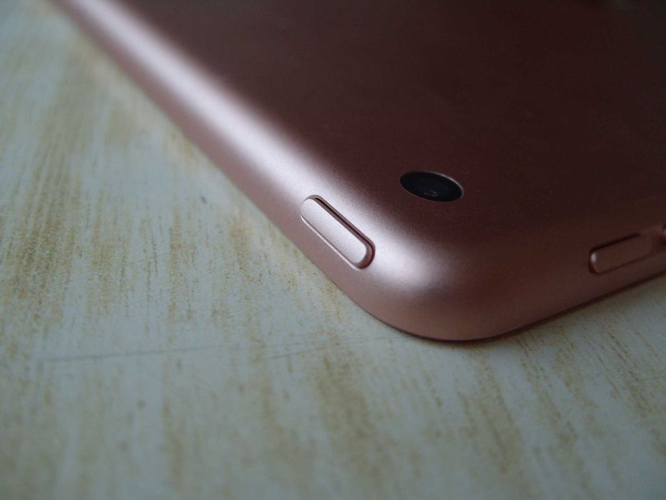 Apple iPad 10.2, Retina дисплей, 128Гб, Gold. На части