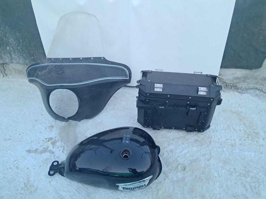 Спойлер Резервоар куфар за мотор 1 бр 20 е