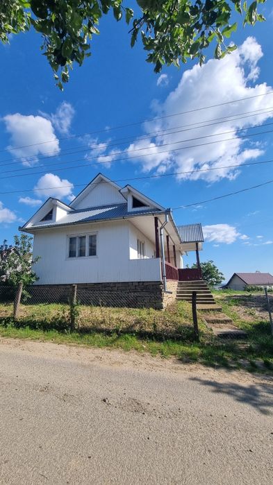 Vând casa în satul Perișor