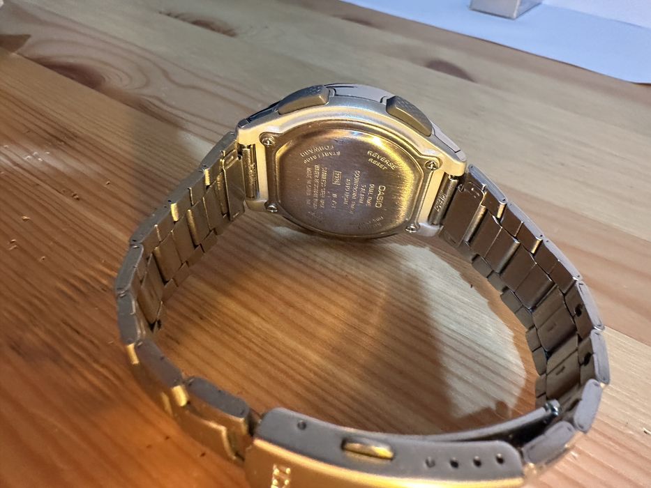 Casio, Унисекс часовник с хронограф