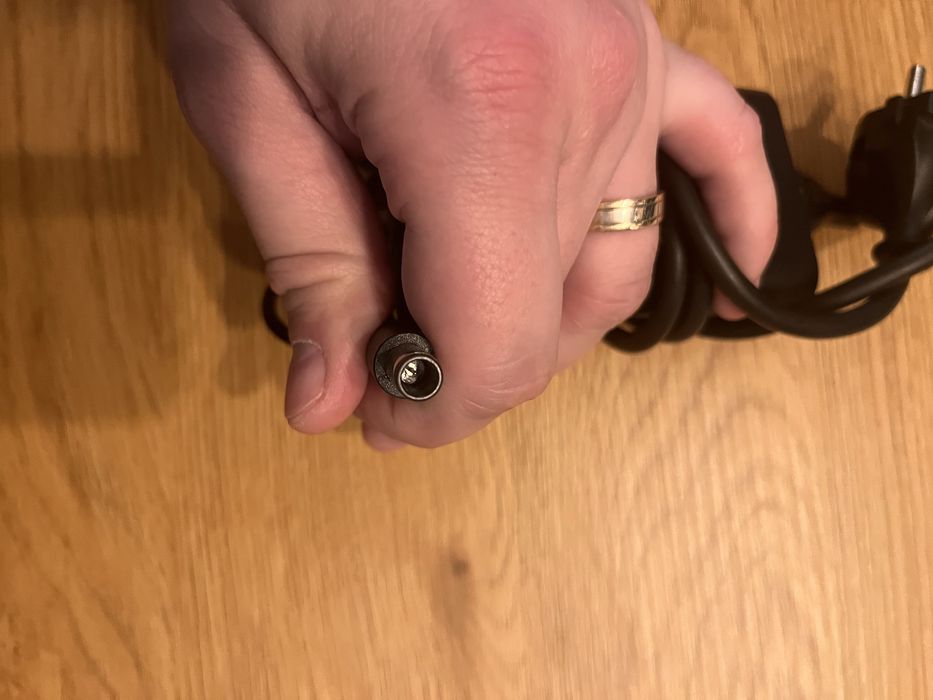 Incarcator laptop Dell original ! 65W ! pin central ! 19.5v 3.34a