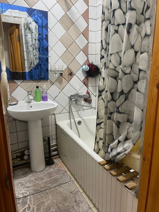 Квартира сотилади Чилонзор. 3 хоналик