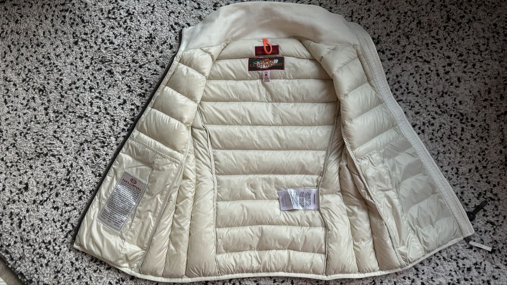 Нов дамски пухен елек,грейка Parajumpers размер М