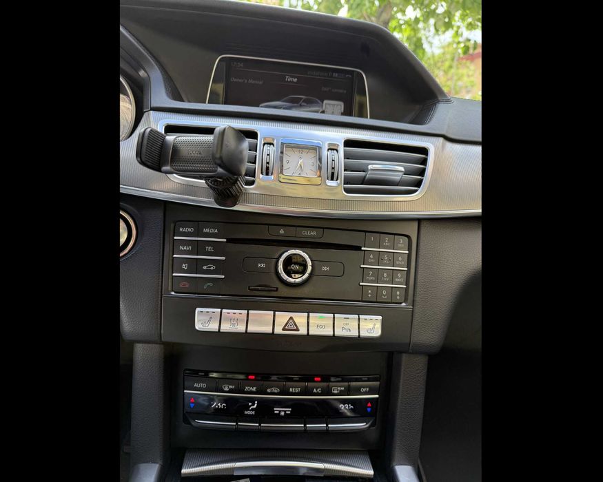 Mercedes-Benz E220d 4x4 EditionE | Full Options | AMG Pack | Masaj in Scaune