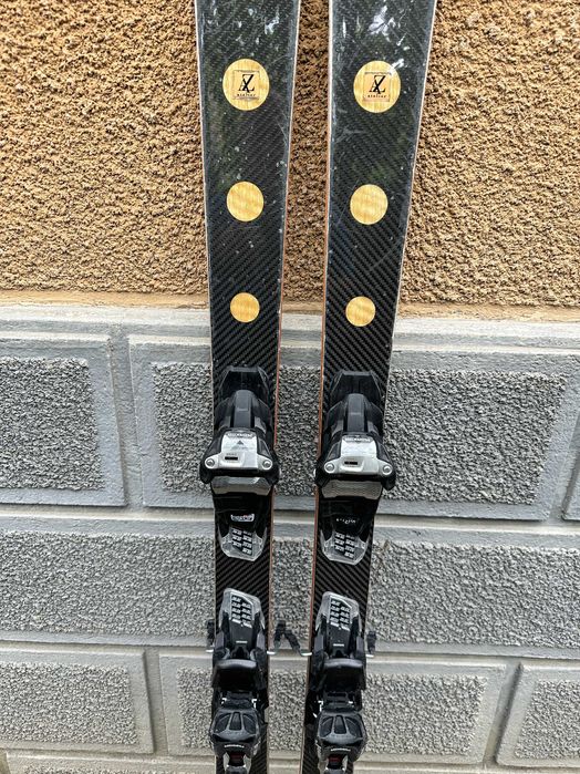 schi az atelier L160cm
