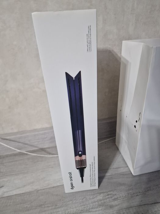 Дайсон Выпрямитель фен для волос
