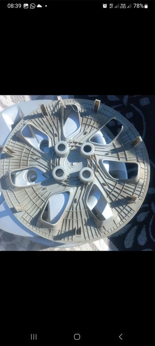 Продам колпаки кия  r15 4/100 оригинал