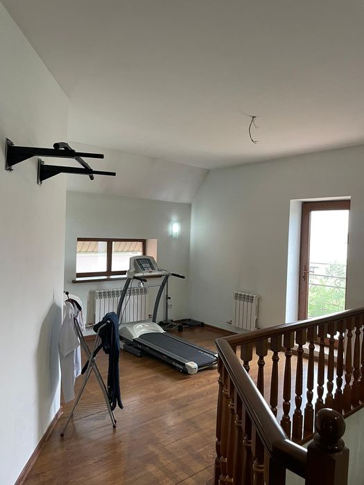 Продам беговую дорожку