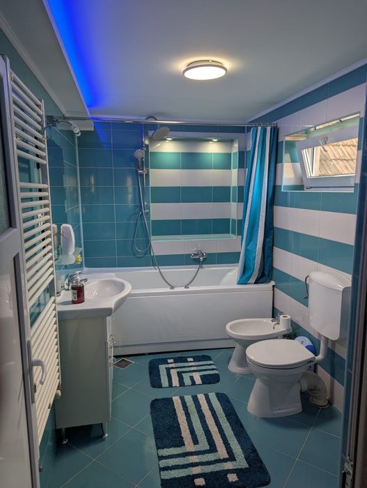 Închiriez ap.  la casa, in regim hotelier  in Sibiu, zona liniștită! Tel.0744810734