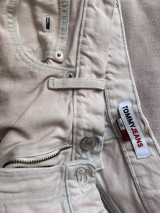 Дънки Tommy Jeans