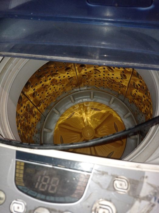 Продаю стиральную машинку