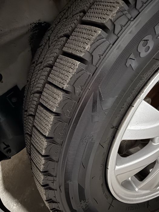 Диски с шинами на приору